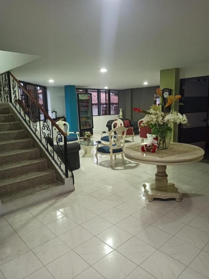 Hotel Plaza Real Ocaña Екстериор снимка