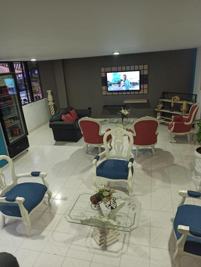 Hotel Plaza Real Ocaña Екстериор снимка