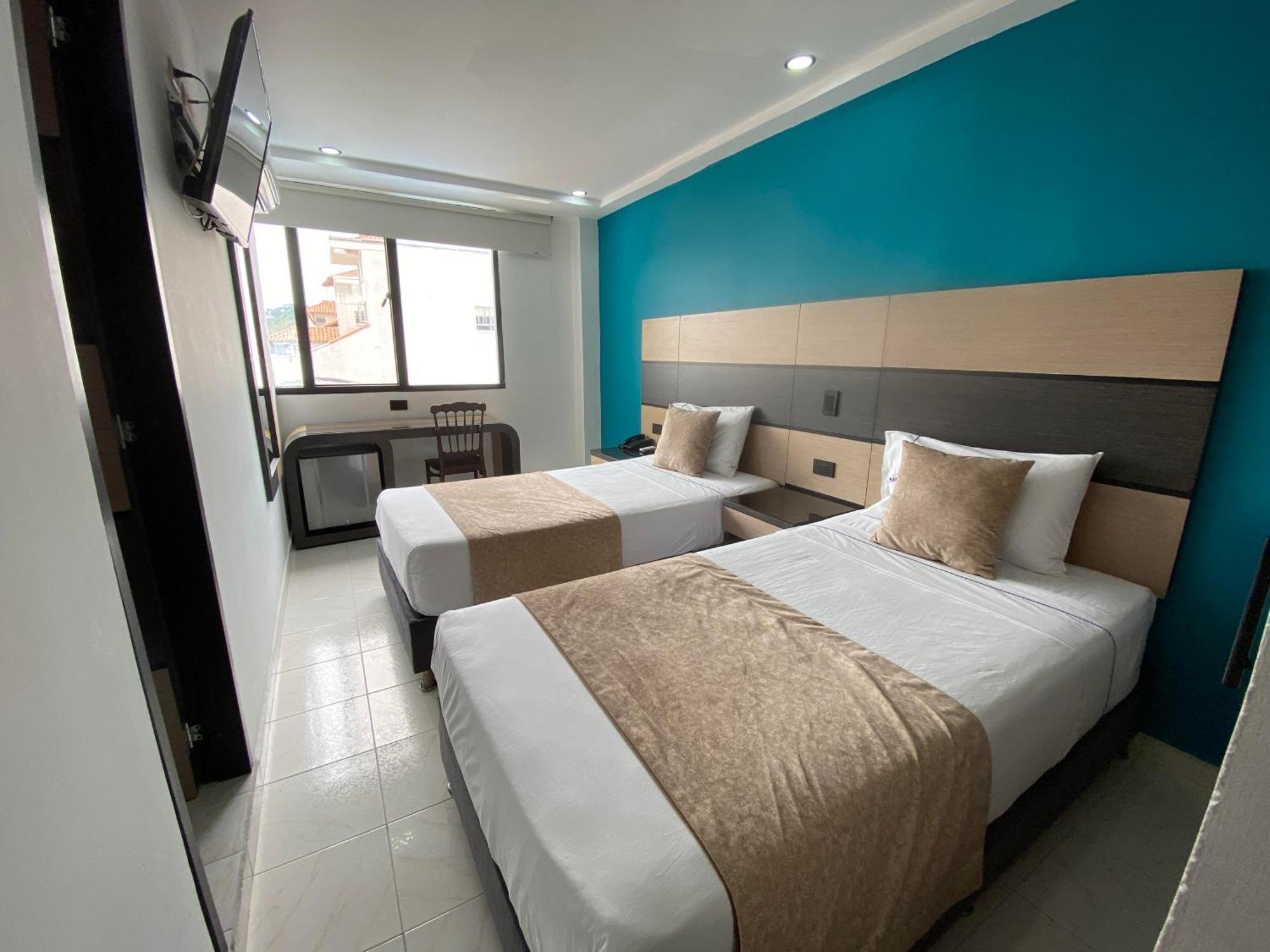 Hotel Plaza Real Ocaña Екстериор снимка