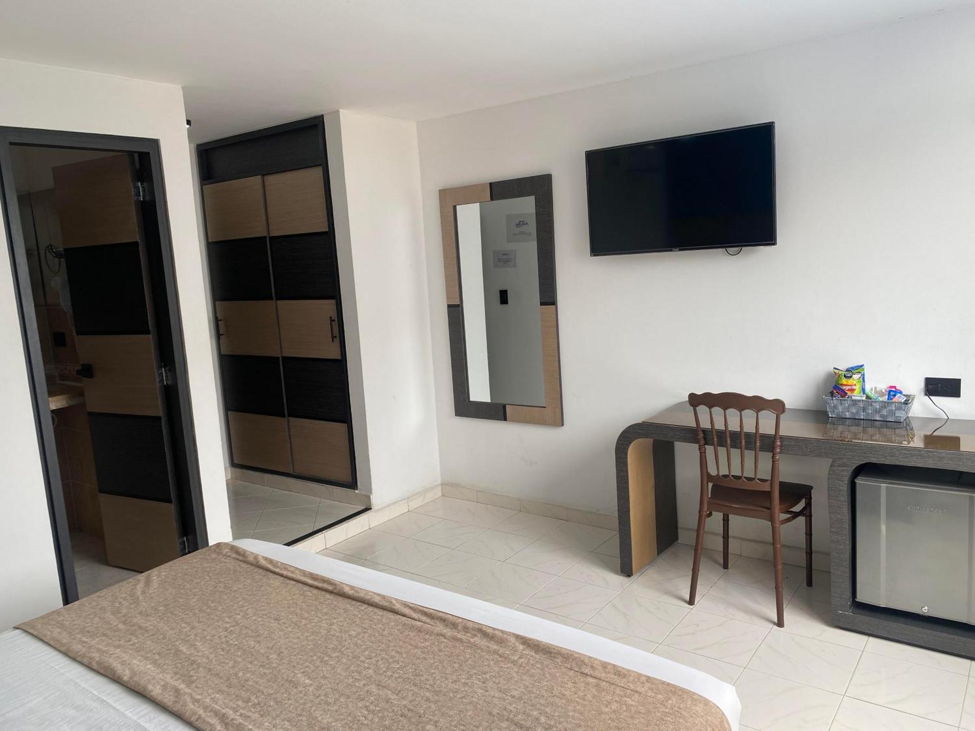 Hotel Plaza Real Ocaña Екстериор снимка